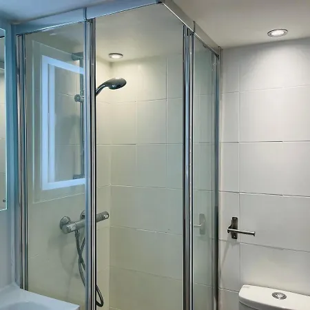 Adamas Apartment Lyon